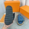 Luxury Sac Luxe Cool Pool Oreiller toboggan Mule Sandal Tazz Tazz Designer Sandale Womens Men Casual Shoe Plateforme Summer Beach Outdoor Denim Rossed Soft Flat Talon