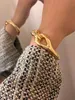 Huanzhi in metallo vuoto irregolare liscio Bracciale di bracciale grosso per donne esagerate gioielli per feste di lusso punk per la moda esagerata 240423