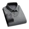 Herrtröjor män mjuk tröja medelålders randig knapp med plysch värme elastisk pullover design för höstvinter