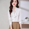 Blouses pour femmes 2024 Automne Shirt White Femme Vêtements V Vêtements Fashion Bow Ladies Tops Elegant and Youth Ribbon Shirts Blouse