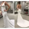 Deep V Straps Meerjungfrau Designer Kleider Hals sexy Rückenless Satin Sweep Zug bedeckte Knöpfe Rücken Strand Hochzeitskleid Vestido de Novia Estido