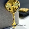 925 Sterling Silver smyckesdesigners manschett armband kvinnor guldpläterad 5 blomma 4 blad klöver armband 2 sidor inlagd onyx jade modedesigner armband tjej gåva