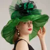 Cappelli a bordo larghi cappelli a secchio FS Luxury Green Kentucky Derby Cappelli per donne Cappelli da sole dell'organo estivo per matrimoni Bride Tea Party Cap Fedoras della chiesa 2024 Y240426