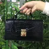 Shoulder Bags Brand Designer Crocodile Handbag Women Fashio Tote Bag Elegant Purse With Pendant Decoration