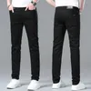 Frühling 2023 Dünne Herren Jeans Korean Edition Slim Fit High End European Pure Black Youth Hosen