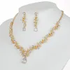 Abito da sposa coreano Abito da sposa Necklace Set di orecchini Set Diamond Crystal Fashion e bellissimi accessori da sera a catena da colletto