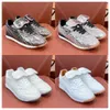 Topp 2024 Tiger Mexico 66 män kvinnor casual skor designer löpare sneaker avanti svart vit blå gul ren silver man tränare loafer sport sneakers storlek 36-44