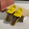 Designer Womens sandal Flat slippers Lock Tassel Fashion Comfortable Loafers chamois summer Casual shoes lady flat fashion sandle Comfortable holiday sandals