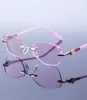 Solglasögon Eleganta kvinnor Rimless Reading Glasses Rhinestone Frame Pink Eyeglasses Hyperopia Frameless för Read Optic Presbyopic EY8178618