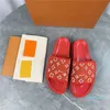 2024 Flat Beach Slippers Sandaler Luxury Shoes Men Women Leather Flip Flops Sandaler Flat Sewing Beach Flats Designer Shoes