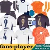2024 Maglie da calcio in Inghilterra Kane Saka Foden Bellingham Rashford Sterling Grealish National Team 2024 25 Football Men and Kids Player Fan Version Kits Kits Kits Adult