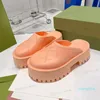 2024 Luxurys designers sandaler för män kvinnor klassiska blommor brokad glider lägenheter läder gummi plattform flip flops växlar qua