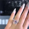 2024 Nouvelle promesse Ring 925 Sterling Silver Cushion Cut 3CT Diamond Engagement Bands de mariage Bagues pour femmes Bijoux pour hommes