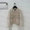 Designer Women's Jacket Winter Ny Popular Short Wool Tweed Colored Garn Långärmad kappa för kvinnors eleganta stil med dubbla fickor