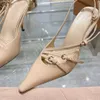 Miuis in pelle brevetto slingback pompe con fibbia in metallo sandali abbelliti scarpe abiti da stiletto da donna designer di lusso a punta scarpe da sera con scarpe da sera