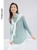 Boulons pour femmes Sentubila Blue Bouton Up Low Striped Shipt Châle 2024 Polo Spring Collar Nine Quarter Women Shirts 741C52643