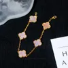 Bijoux haut de gamme Brangles pour les femmes Vancleff Femmes Hot Nouveau Bracelet d'herbe Lucky pour femmes Rétention de polyvalence pour femmes