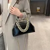 2023 Luxury Women Gold Green Chain Messenger Bags PU Leather Shoulder Shell Clip Designer Handbag And Purse Wedding Clutch 240416