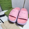 المصممين الفاخرين صندل Slide Slide Women Ladies Hollow Color Platform Slippers Women's Slide Sandals Classics Retro Shoes 01