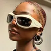 Zonnebrillen trend steampunk dames mannen mode zonnebril punk vrouwelijke y2k spiegel goggle tinten bril van de bril UV400 H240429