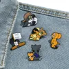 Baby Girl Childhood Comic Movie Mouse Cats Emais Émaies Joues Anime Films Anime Jeux Épingles en émail collectionne Cartoon Brooch Backpack Hat Sac Sac Collit Badges