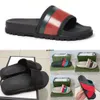 Vrouwen glijden mode rubber slipper wit zwart brede platte slip op sandalen zomer strand dunne bodem buiten flip flop EU35-46 met doos no010