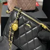 Modedesigner väska luxurys crossbody väska axelväskor gyllene bolljustering spänne äkta läder messenger väska lyxys purses des mnwu