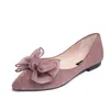 Casual schoenen 2024 Springontwerper Bloemdecoratie Flats vrouwen puntige opvouwbare grote kanten boog ballerina bloemen mocassins