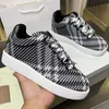 Designer suola spessa Sneaker bassa sneaker a scacchi con sneaker elastiche materiale nylon topplewwork filo fodera in rete da tennis piatto esterno dimensione 35-46