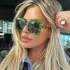 Sunglasses 2024 New Fashion Women Square Sunglasses For Ladies Modern Luxury Brand Designer Sun Glasses Vintage Metal Chain Eyewear Shades T240428