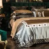 4610pcs Luxury Coton Satin Liberter Silkly Bed Set Queen King Size Drevet Cover Littheet épais lits PARRURE DE LIT 240415