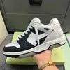 Fashion Fashion Blanc et chaussures Sports Skateboard Top Casual Black Luxury supérieur sur les deux côtés Chaussures de créateurs Arrows Chaussures noires Sevum