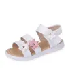 2024 Sommermädchen Sandalen Kinder floral mit 3 Blumen Prinzessin süß für Hochzeitsfeier -Kleidungsschuhe 2136 240420