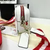 Designer merkpakket korting groothandel 2024 Nieuwe mode een schouder crossbody handtas veercamera tas mini cherry