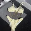 Mulheres femininas Mulheres 2pcs Sexy Bikini Swimsuits Suits Bathing Seter Summer Beach Gold Metal Chain Sling Bra Tops Thong Bottoms Brasileiro