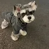 Серые открытые куртки для собачьей одежды Простой модный дизайн траншер маленький одежда