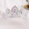 Tiaras in stile diverso abito da sposa abito da sposa corona di tiara ragazze party eleganti accessori per capelli a corona di cristallo.