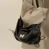 Hobo jiaerdi dziewczęta czarne torby na ramię kobiety słodkie fajne skórzane łuk motyl szyk y2k torebka żeńska vintage torebka torby komunikator