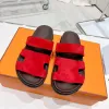 Summer Chypre Mules Sandaler Slides tofflor Top Quality Beach Classic Flat Men and Women's Luxury Designer Leather Factory Factorwear