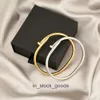 Bijoux haut de gamme Bracelets pour femmes bracelet en acier en titane en titane Bracelet à ongles d'ouverture réglable de style classique en diamant INRRAD ORIGINAL 1: 1 avec logo réel