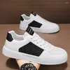 Casual Shoes Herren 2024 Frühlings- und Herbst vielseitig mit leichter geschnittener hellfarbener Sport dicker Sohle haltbarer Lauf