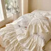 寝具セットコットンシックベージュケーキスカートガールズベッドルーム刺繍用の羽毛布団カバーウルトラソフトフラット/フィットシート枕カバー