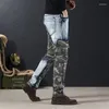 Jeans de jeans Splicing Camuflagem para homens Macho de cowboy machado com calças com bolso calça 90