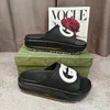 2024 Designer Sandaler Luxury Shoes New Style Slippers Slide Macaron tjock botten Non-Slip Soft Bottom Fashion House Slipper Women Wear Beach Flip-Flops Sale