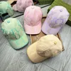 Популярная каскет роскошная дизайнерская шляпа для женщины Jumbo Hat Fashion Candy Color Summer Outdoor Baseball Caps Спортивная винтажная шляпа для мужчин аксессуары MZ0147 B4