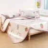 Yanyangtian verão colchão fino colchão de resfriamento de seda de seda tapete acolchoado quarto de colaboração para cama para a cama singleledouble 240424