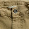 Мужские брюки мужская сплошная наклейка на кнопку Мужские брюки грузовые брюки Новые мульти карманные уличные повседневные брюки с полной матчей на одном ноге J240429