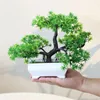 Dekorative Blumen Mini Künstliche Kiefernpflanzen Bonsai gefälschte Baum Ornamente Plastiklandschaft Simulation für home Desktop Decors Geschenk
