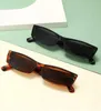 Sonnenbrille Neues Rechteck für Frauen Antiblau -Licht Strahlung Sonnenbrille für Männer Luxusmarke Retro Frau UV400 Brillen H240429