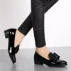 Mode dames loafers boog puntige teen platte schoenen ondiepe mond dagelijkse casual patent lederen werk bezetting Brits 240426